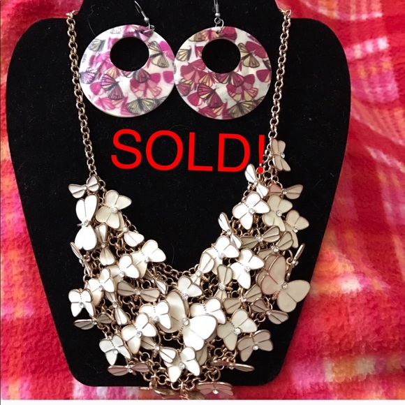 Jewelry - Be SASSY!  you social 🦋butterfly